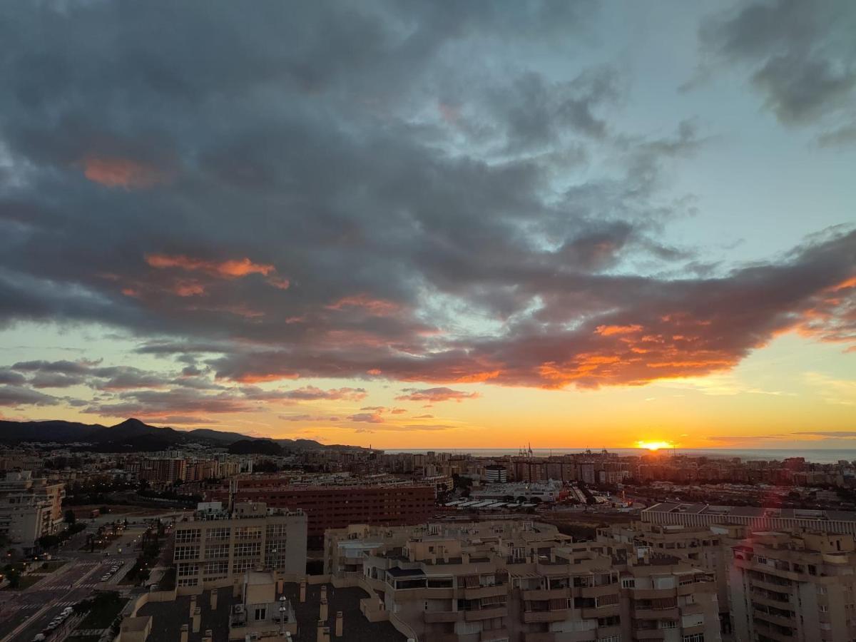 Apartamentum Espectacular Apartamento Con Increibles Vistas Apartment Malaga Bagian luar foto